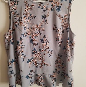 Banana Republic Sleeveless Blouse Size L